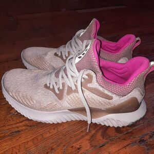 Adidas Alphabounce Beyond Chalk Pink Size 10
